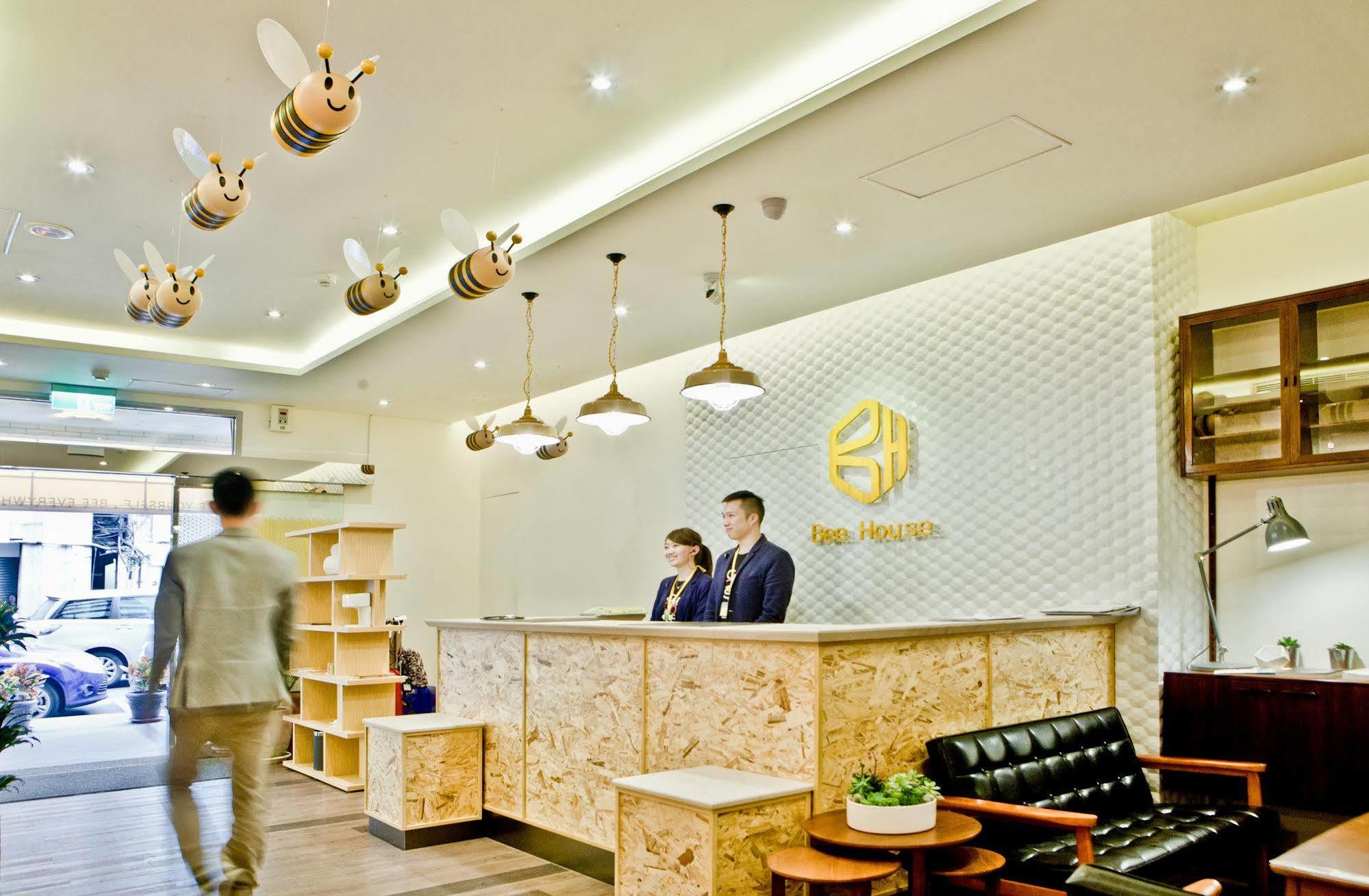 Bee House By Cosmos Creation - Taipei Main Station Hotel Eksteriør billede