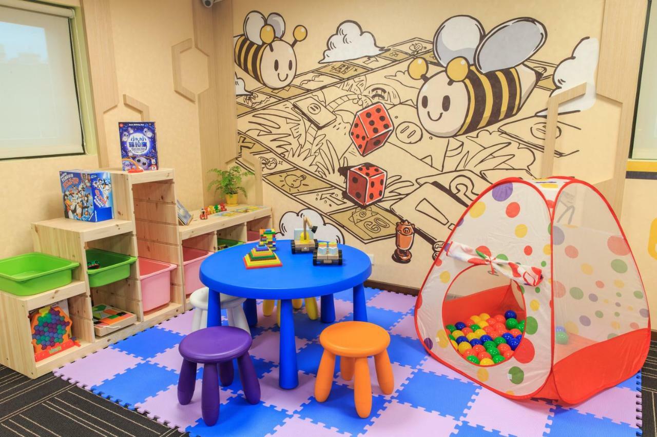 Bee House By Cosmos Creation - Taipei Main Station Hotel Eksteriør billede